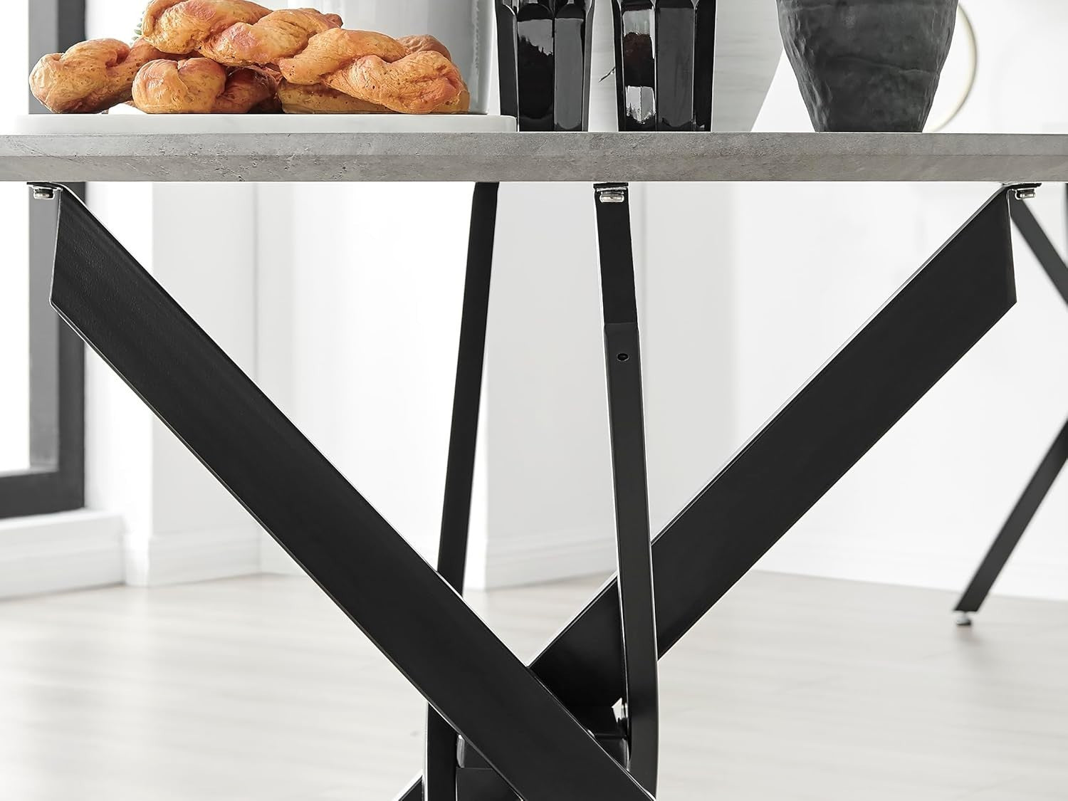 Round Concrete Dining Table 100cm Black Legs Modern Compact 2–4 Seater