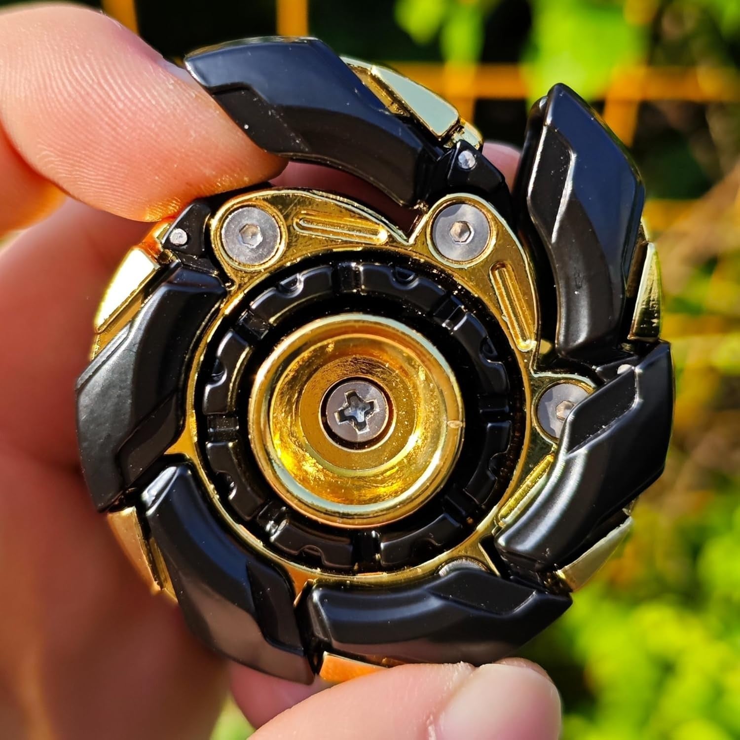 Black Gold Metal Fidget Spinning Top Open Armor Magnetic EDC Toy