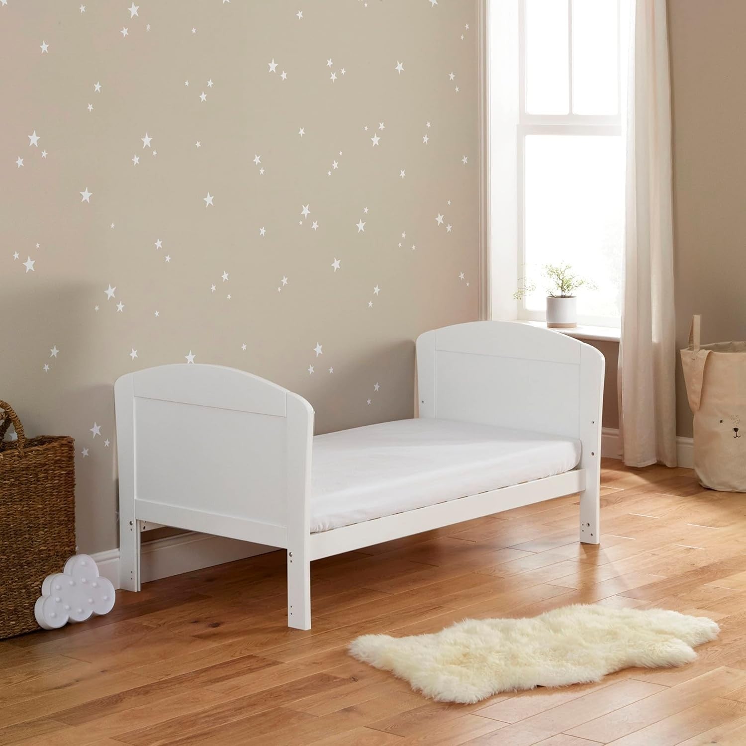 Modern Baby Cot Bed Convertible Toddler Bed Adjustable Height White 2 Count