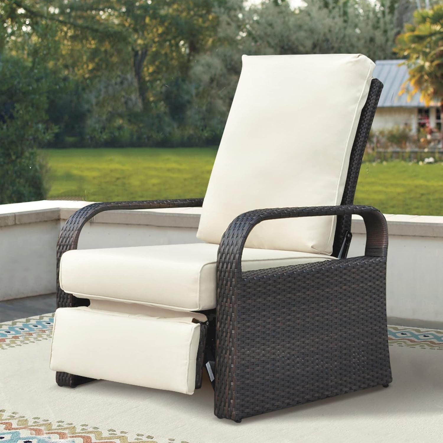 Reclining Outdoor Garden Chair with Adjustable Backrest & Thick Comfy Cushion
