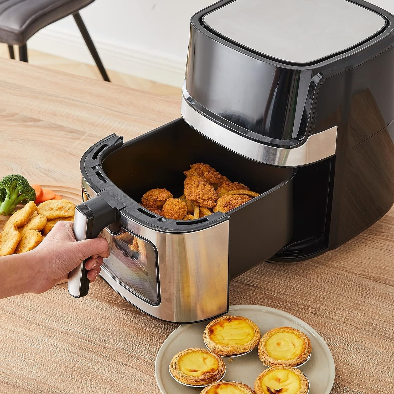6.5L Digital Air Fryer 1700W Touch Screen 8 Presets Window