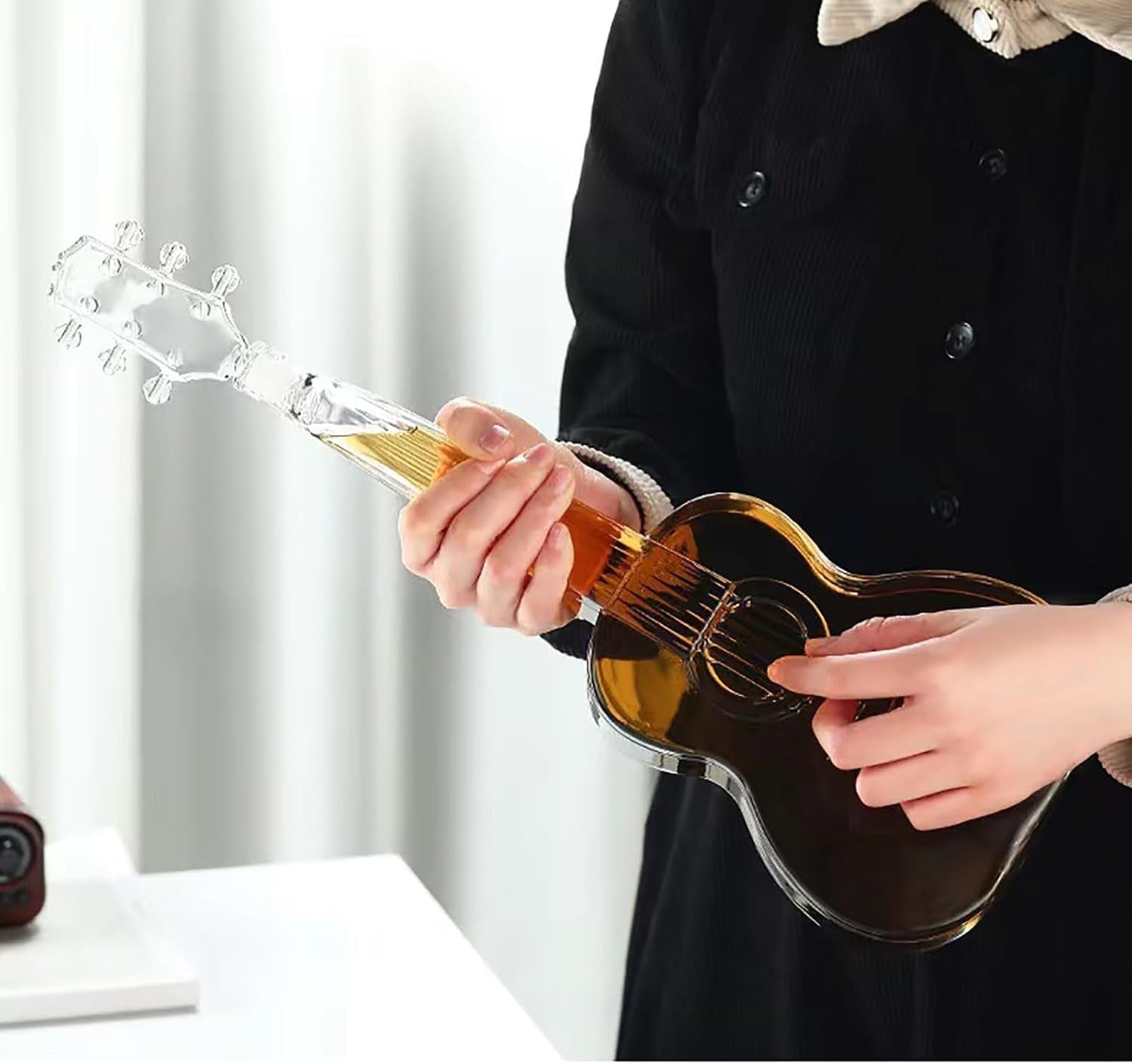 Luxury 1L Guitar Whiskey Decanter Set with Stopper & Glasses | Unique Gift