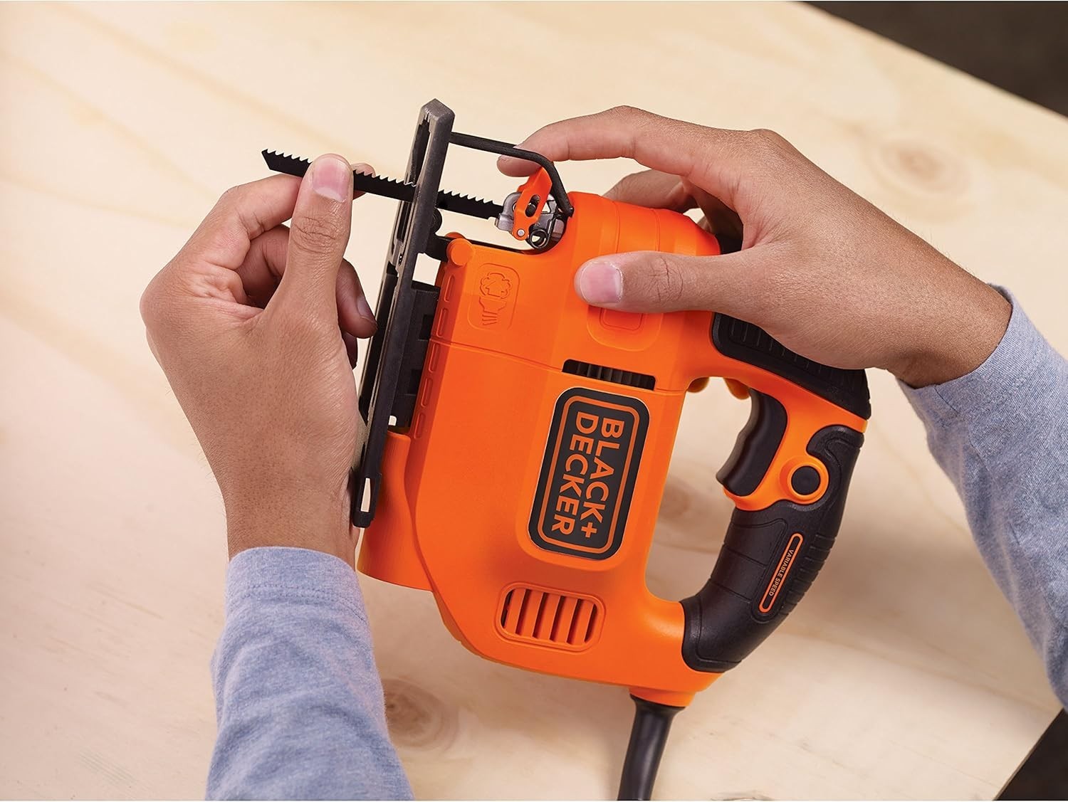520W Jigsaw with Kitbox + Heavy Duty Workbench Sawhorse Clamp Stand Combo