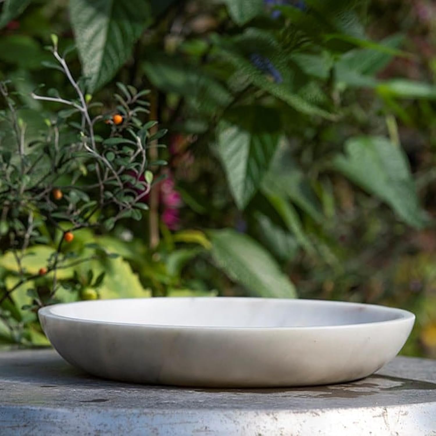 30cm White Marble Bird Bath Bowl – Garden Wildlife Oasis for Birds & Bees