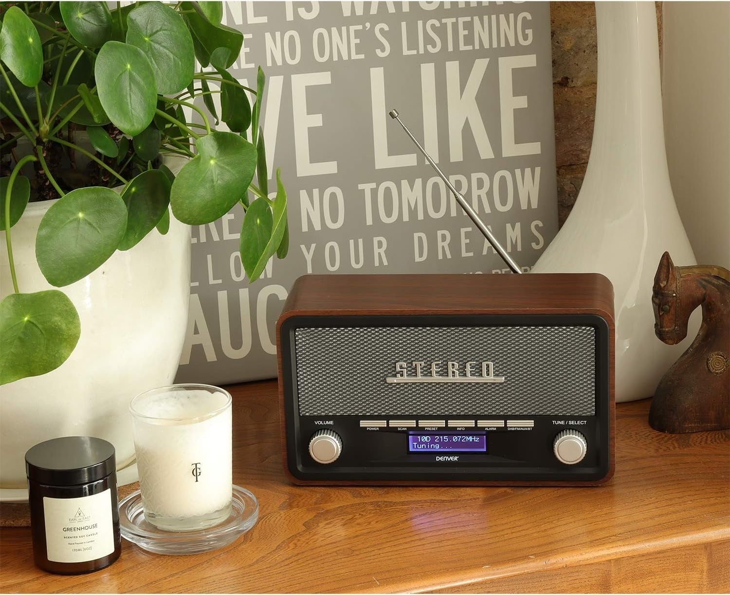 Vintage Style DAB/DAB+ FM Radio with Bluetooth, Clock & AUX – Wood