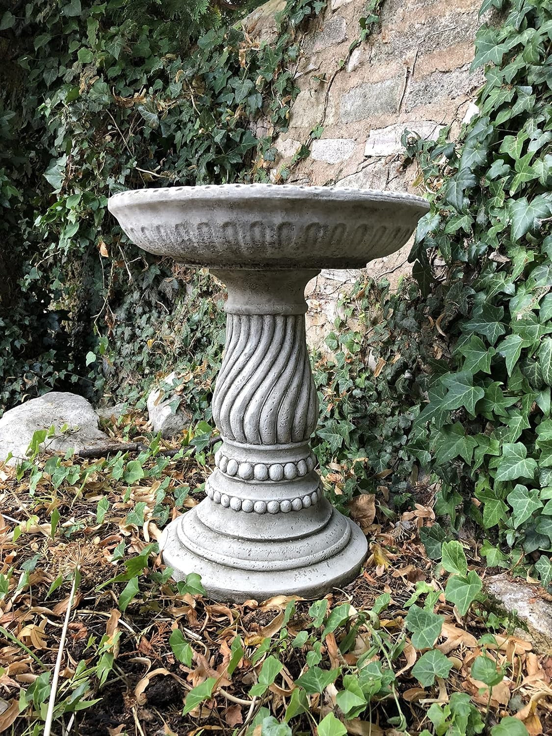 Concrete Stone Bird Bath Outdoor Garden Ornament Twist Base Heavy