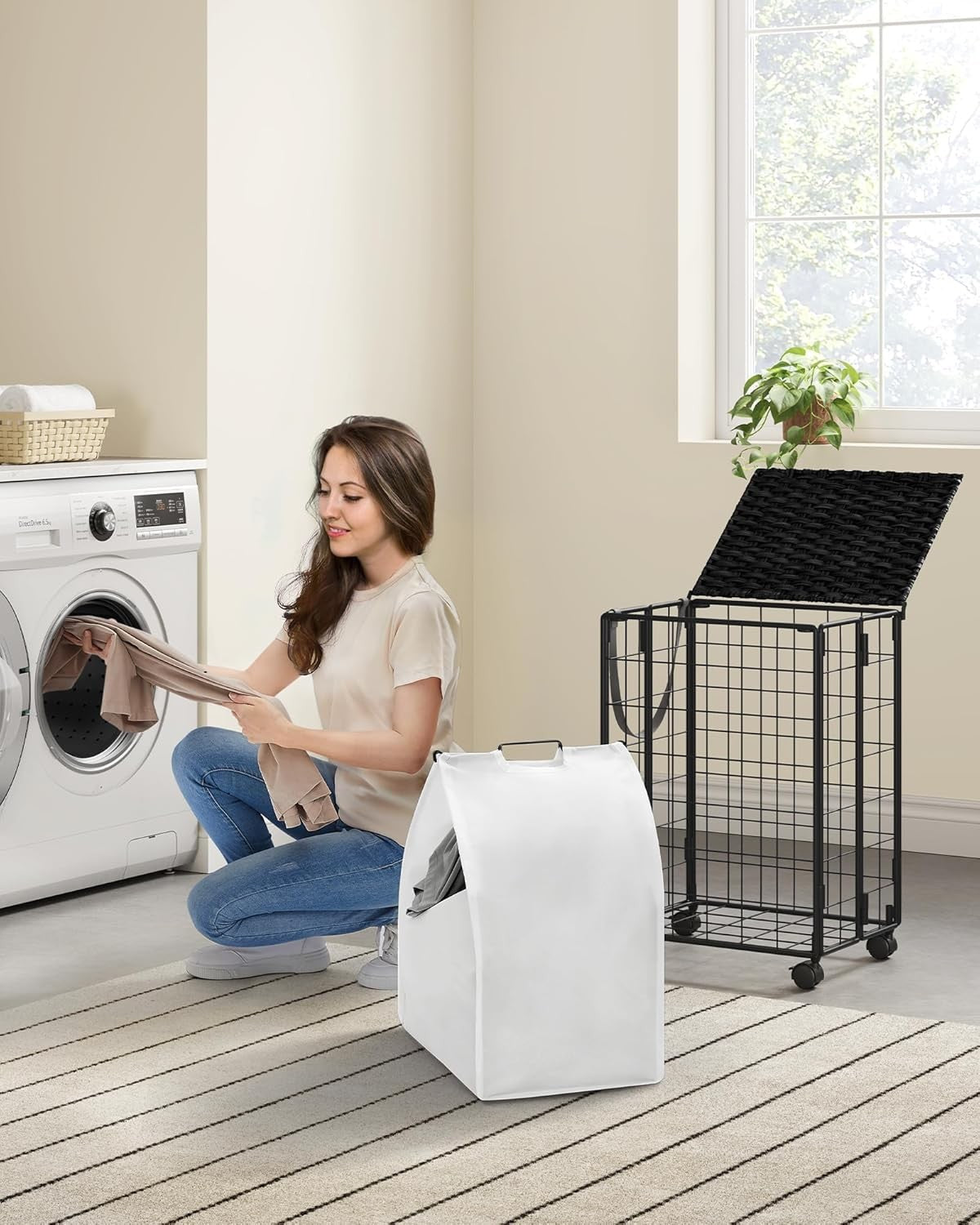 Rolling Laundry Basket with Lid & Wheels 46x33x65cm Removable Bag Trolley