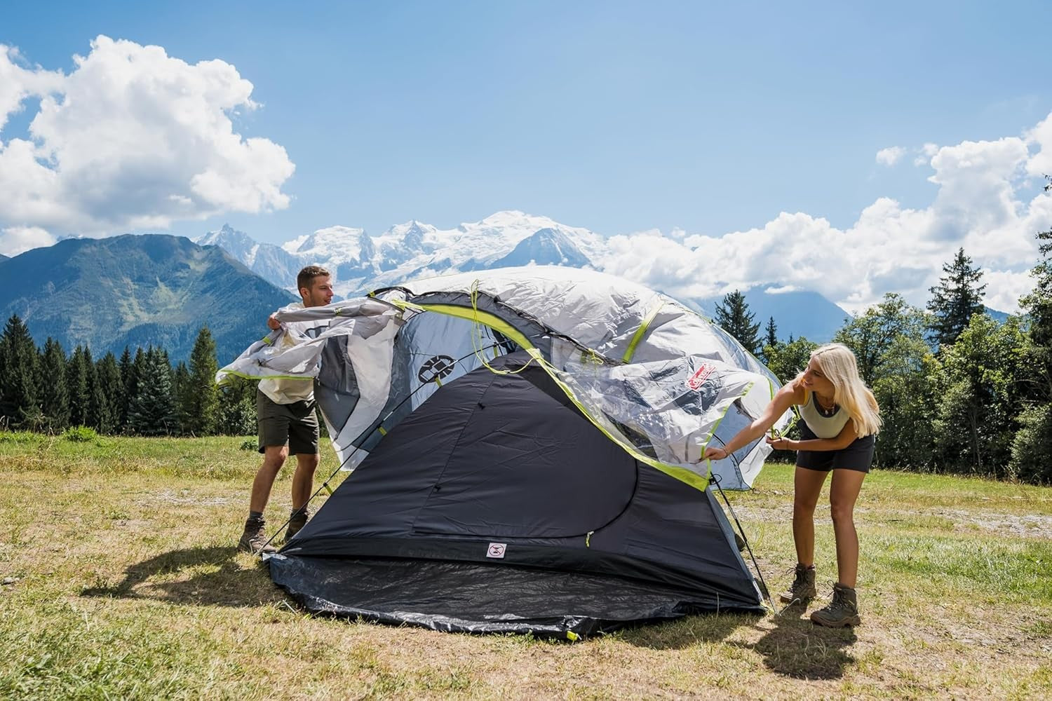 4 Person Dome Camping Tent 4500mm Waterproof Darkened