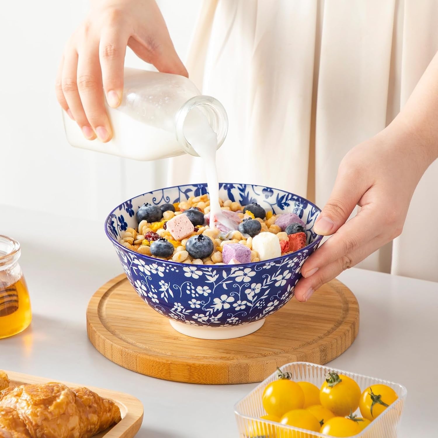 Set of 6 Vintage Blue White Ceramic Bowls 24oz Salad Cereal Pasta