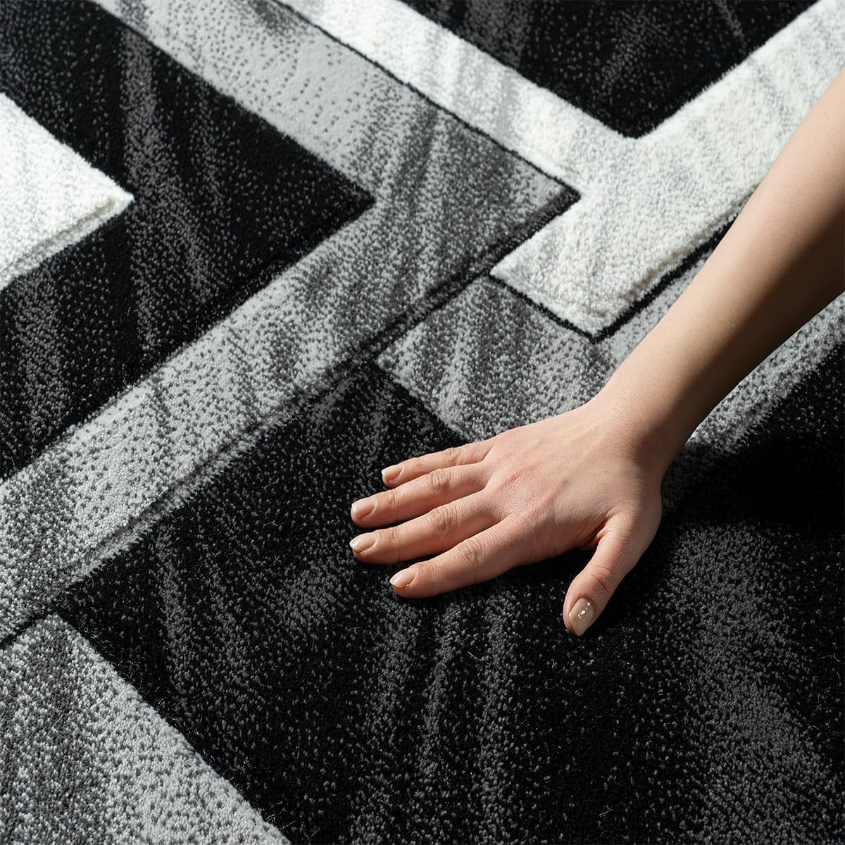 Large Black Grey Area Rug 160x230cm Soft Modern Abstract Living Room Carpet