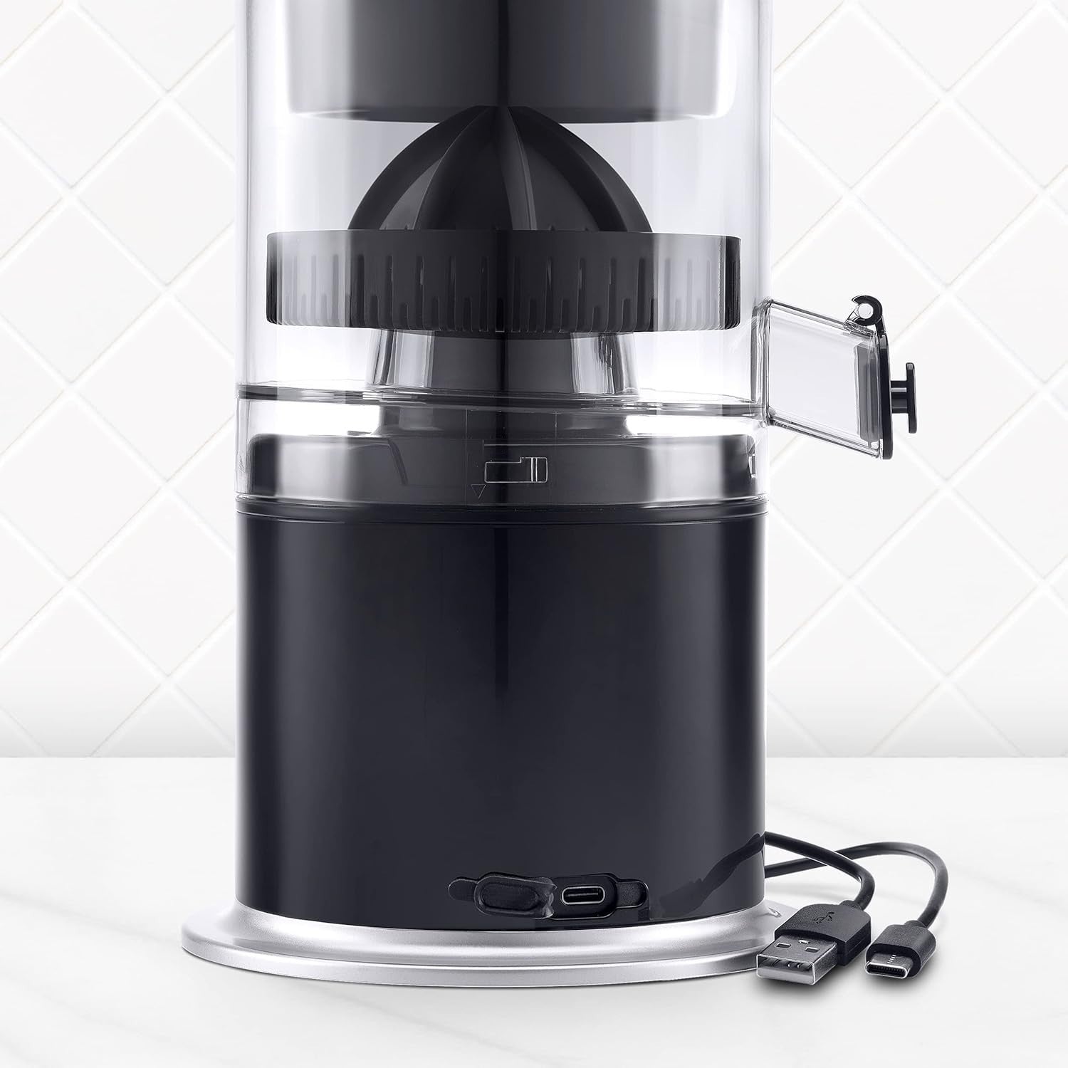 Portable Electric Citrus Juicer USB Rechargeable BPA Free 220ml Cordless