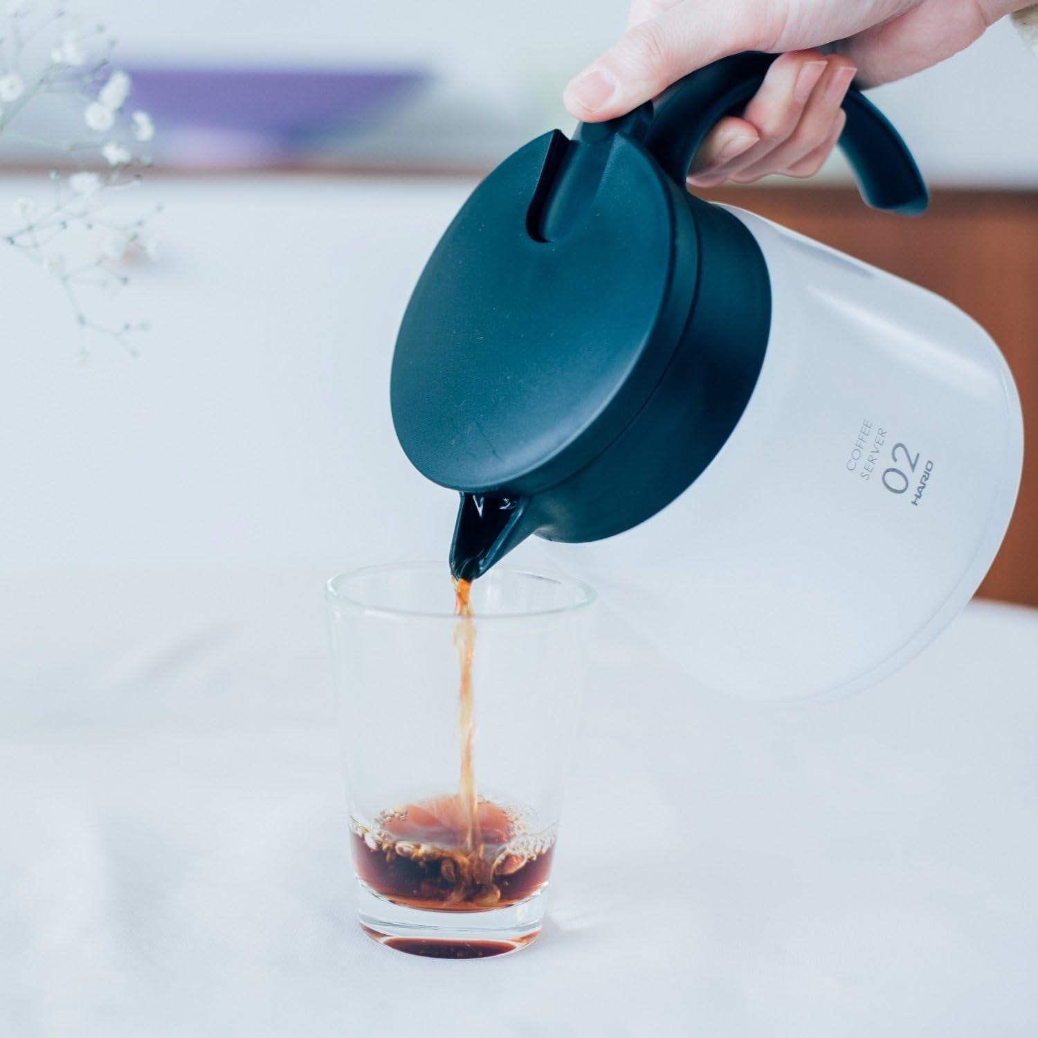 600ml Vacuum Insulated Coffee Tea Server Thermal Carafe White