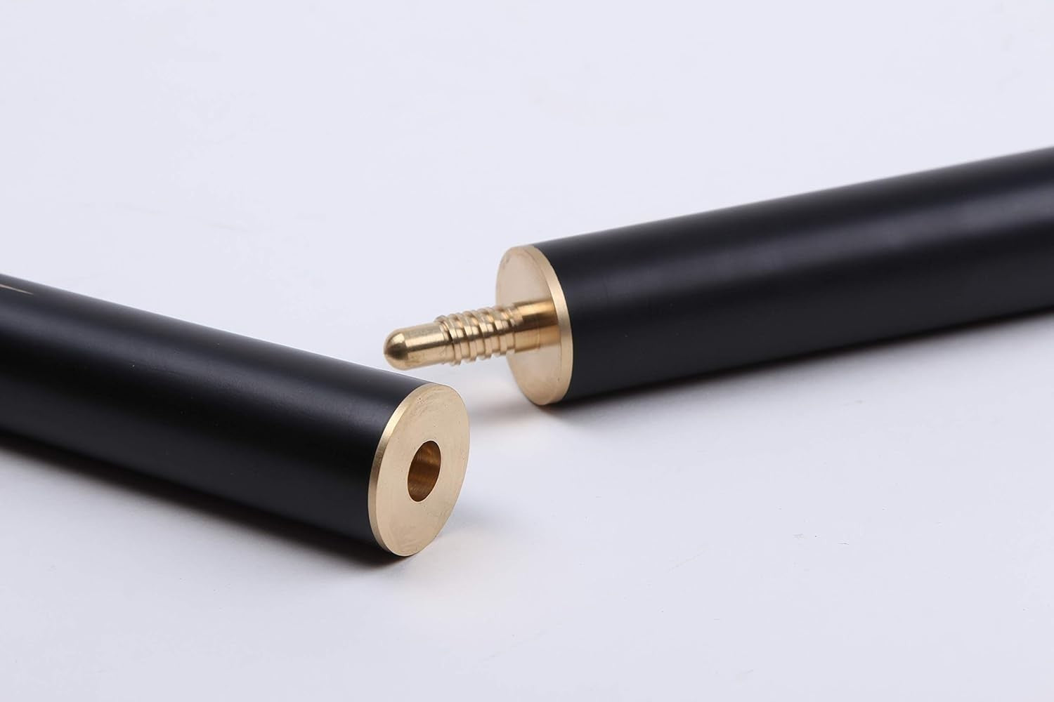 57" 3/4 Joint Ash Snooker Cue 9.5mm Tip Mahogany Butt Case Set
