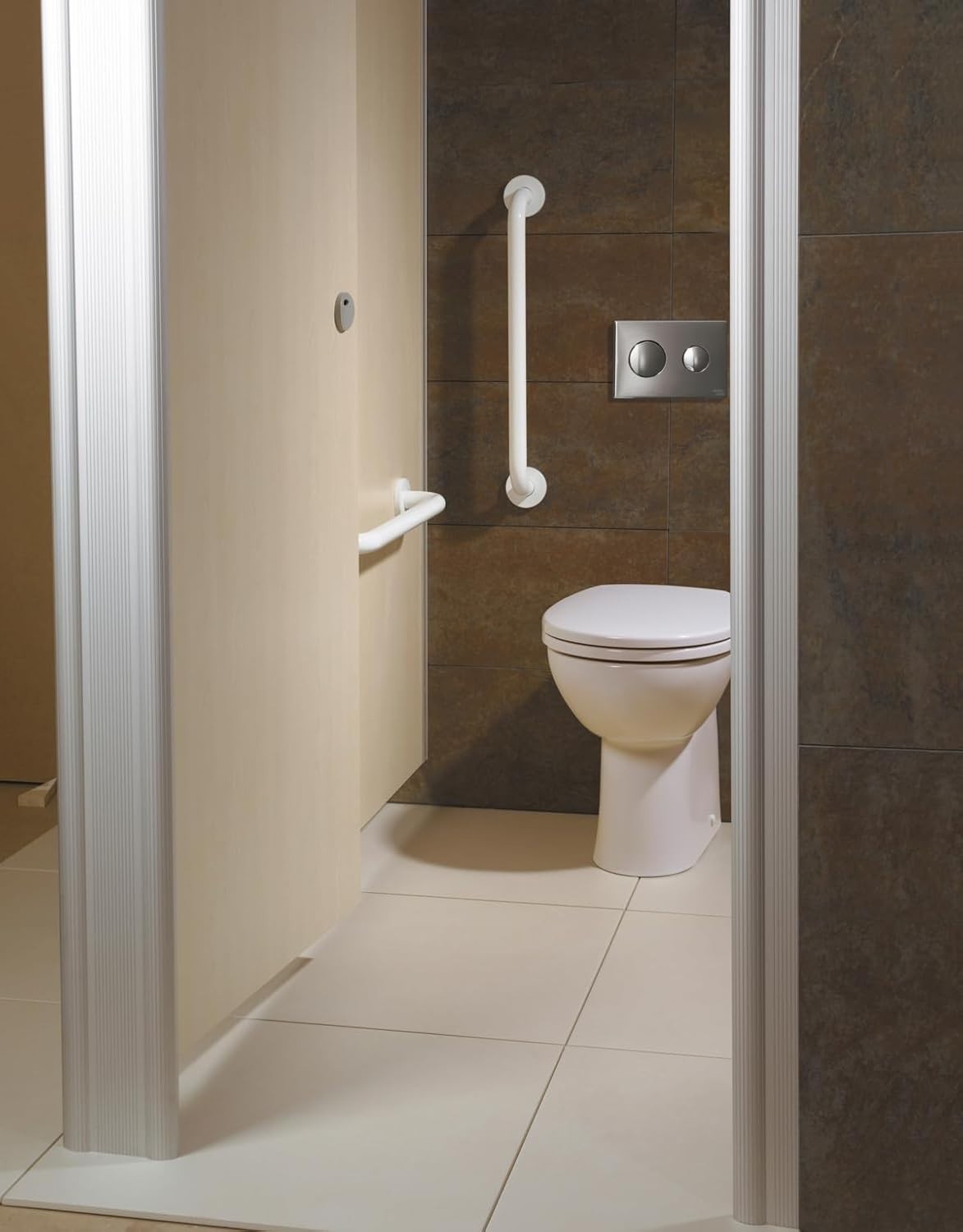 Contour 21+ Toilet Seat White Sandwich Soft Close Durable WC Lid