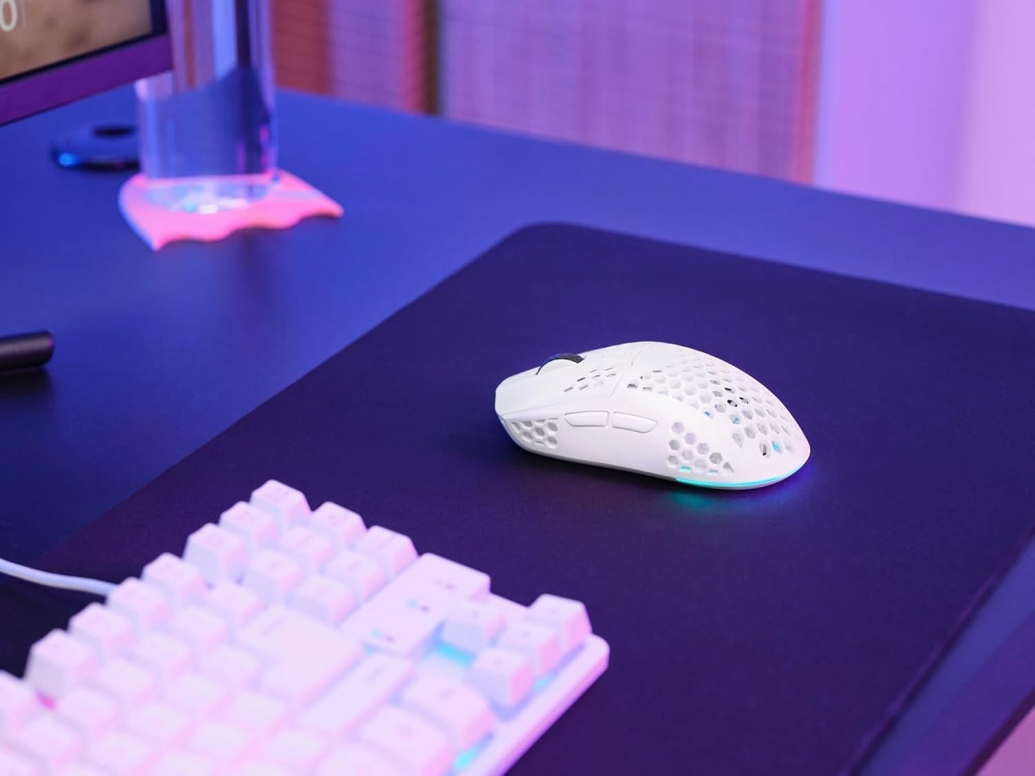 Ultralight Wireless Gaming Mouse 75g 80H RGB 4800 DPI White