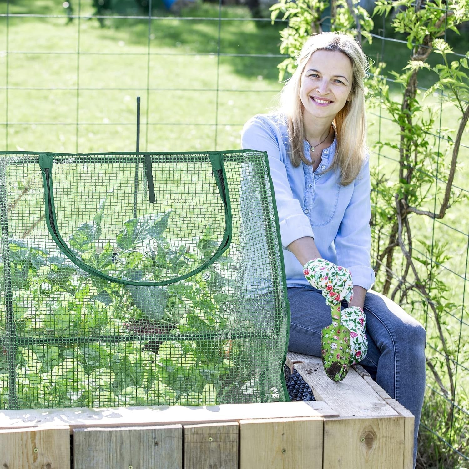 Cold Frame Greenhouse PVC Film 120x60x60cm | Weatherproof Garden Plant Shelter