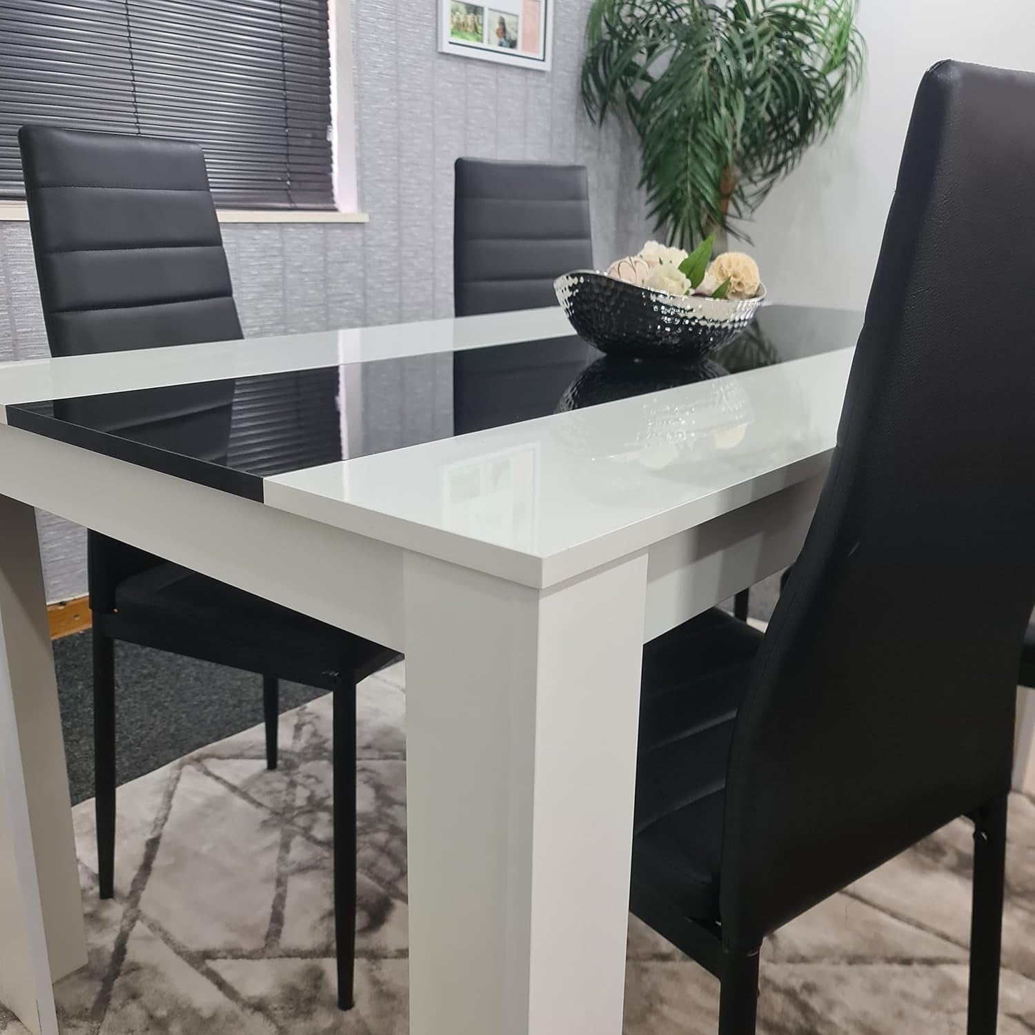 Modern White & Black Dining Table Set 4 Faux Leather Chairs Glossy Finish