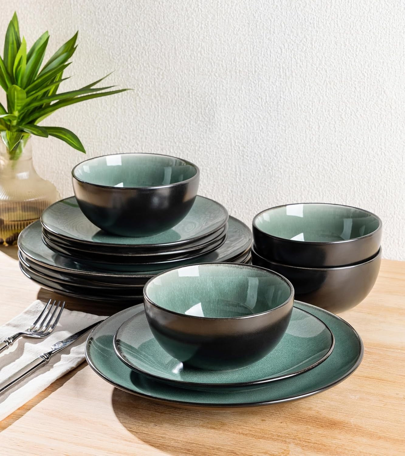12pc Stoneware Dinner Set for 4 Plates Bowls Scratch Resistant Dishwasher Safe