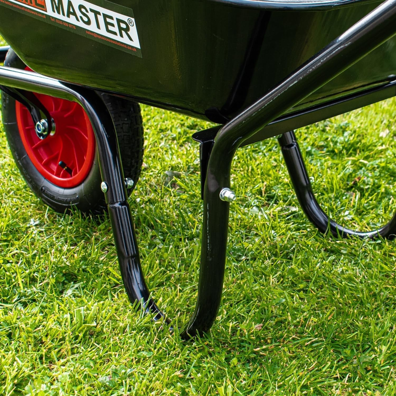 90L Heavy Duty Wheelbarrow Black – Pneumatic Tyre w/ Alloy Steel Tray 120kg Load