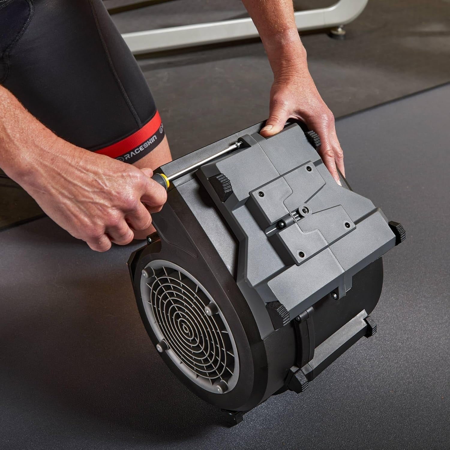 Cardio54 High-Performance Gym Fan – 3-Speed Remote Control Fitness Floor Fan