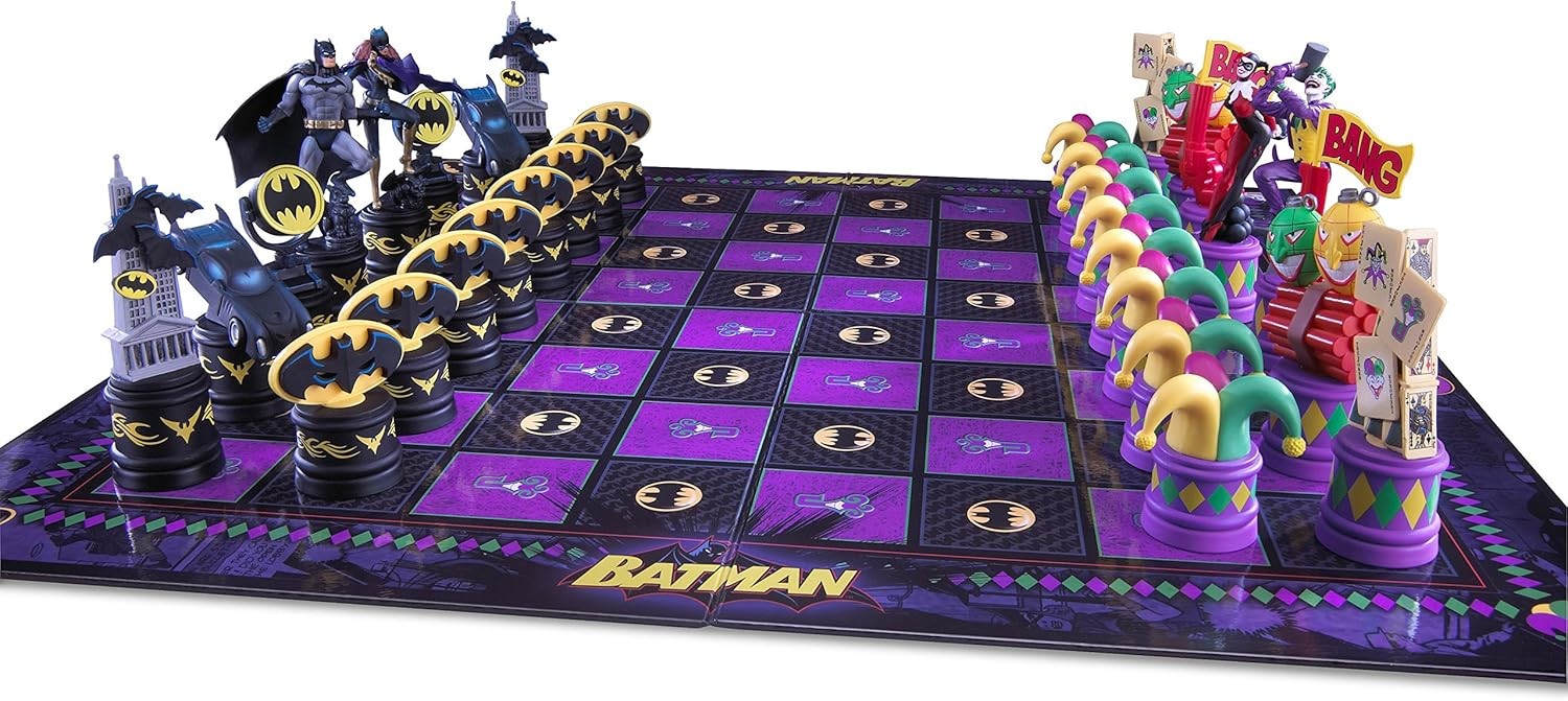 Batman vs Joker Chess Set – Vibrant 3D Pieces & Collector Battle Board Gift