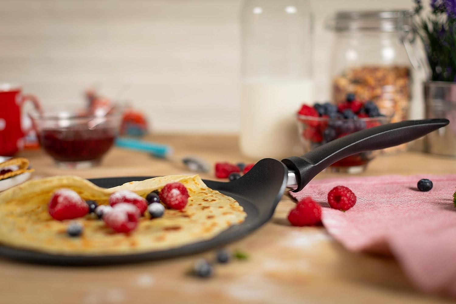 28cm Non-Stick Crepe Pan Induction Compatible Aluminium Frying Pan