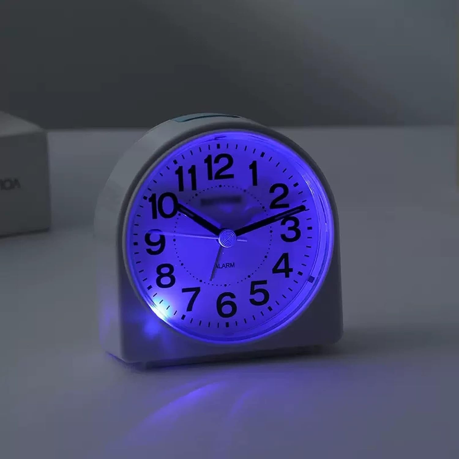 Small White Silent Alarm Clock 4 Inch Night Light Non Ticking Heavy Sleepers