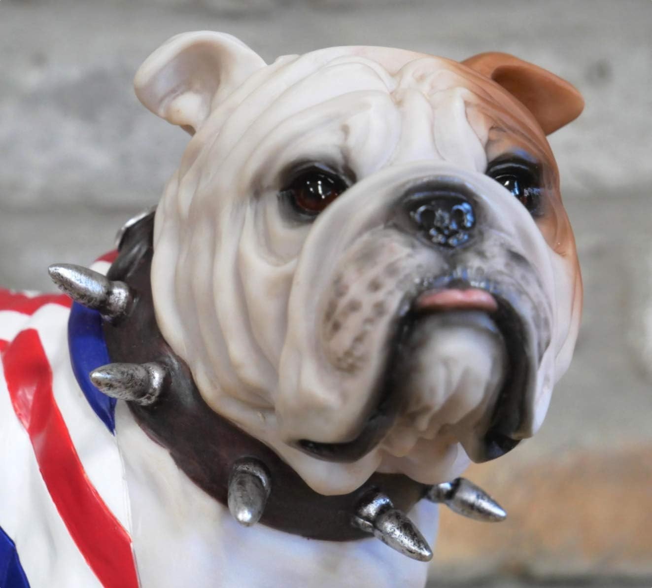 British Bulldog Statue Union Jack Coat | Realistic Dog Ornament Home Garden Gift