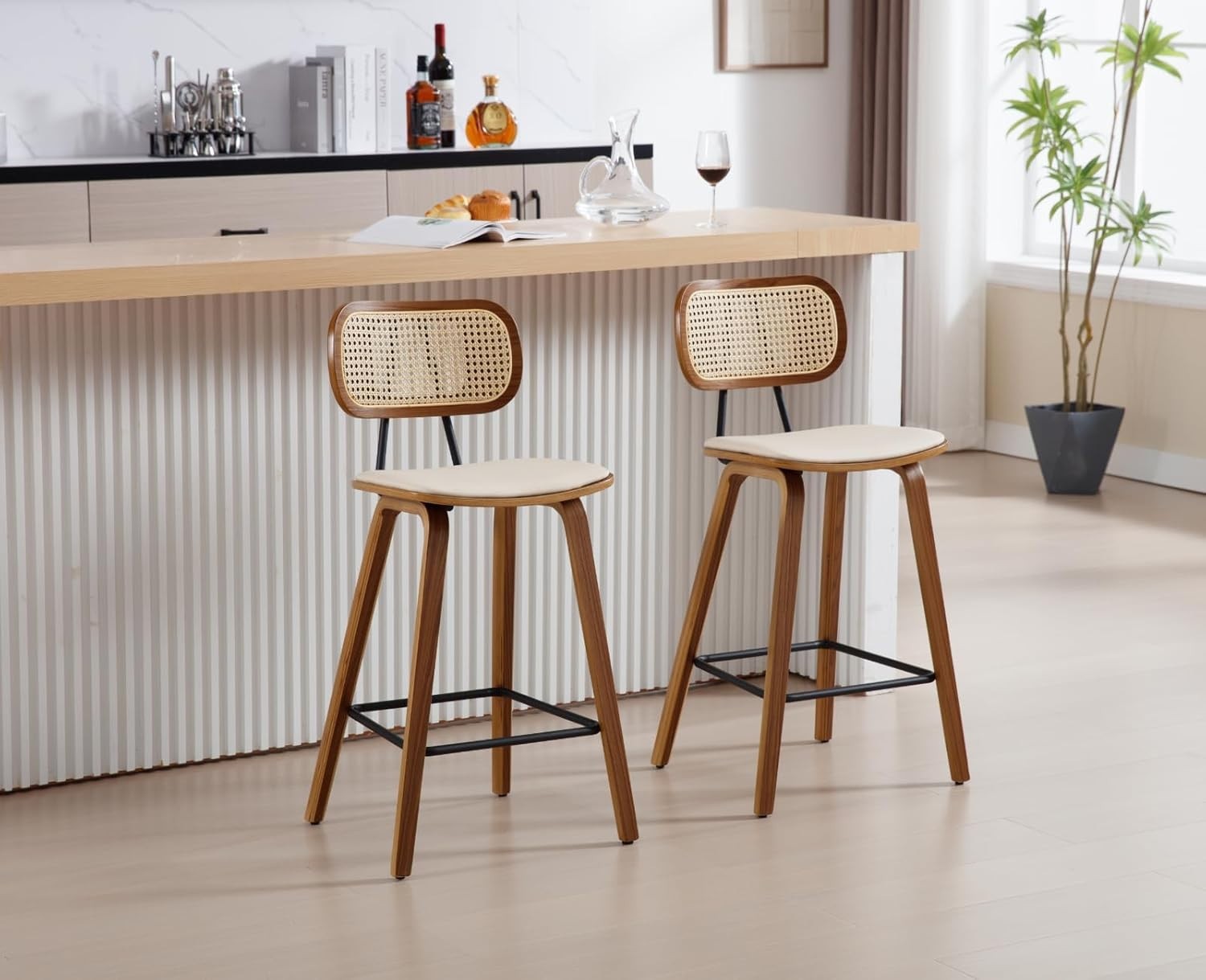 Retro Rattan Bar Stools Set of 2 Beige PU Leather Wooden Kitchen Chairs