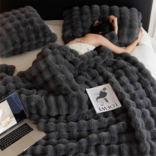 Grey Faux Rabbit Fur Throw Blanket 100x160cm 720GSM Soft & Warm for Sofa