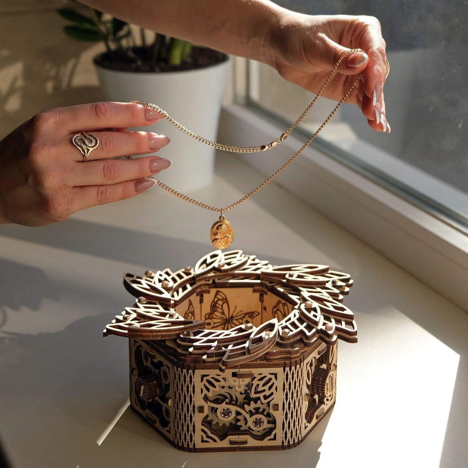 3D Wooden Music Box Kit DIY Puzzle for Adults & Kids - Unique Keepsake Gift