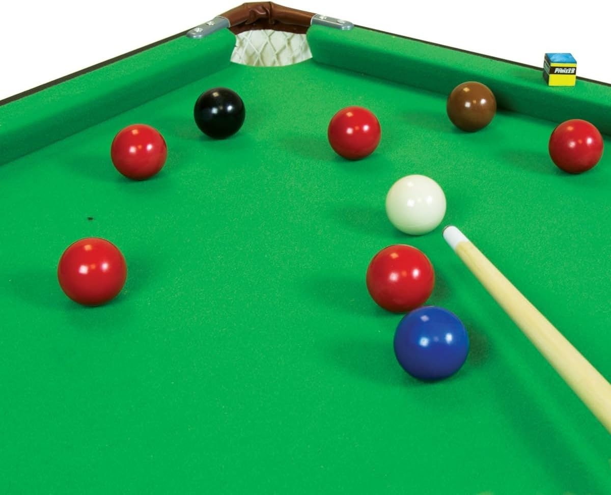 4ft 6in Folding Snooker Pool Table Green w Balls 2 Cues Scoreboard