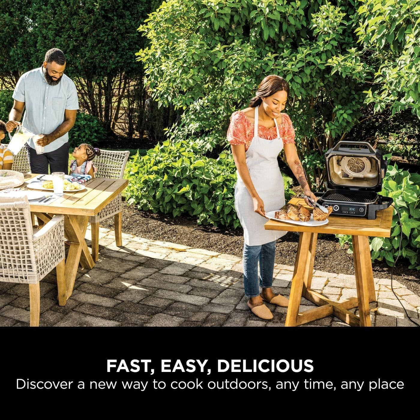 7-in-1 Electric BBQ Grill & Smoker with Air Fryer, Dehydrator & Bake Functions