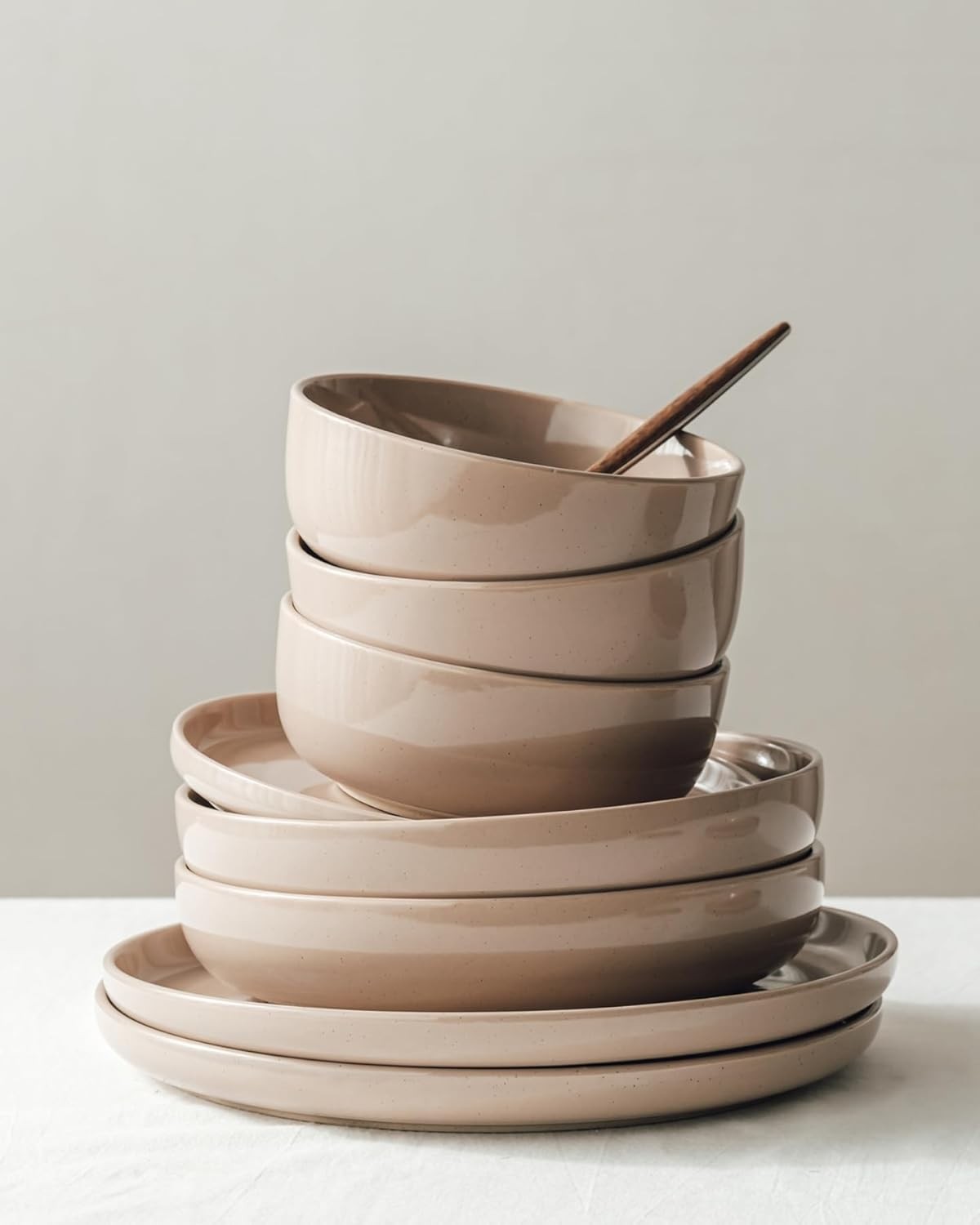18 Piece Stoneware Dinner Set Plates Bowls Resistant Dishwasher Safe
