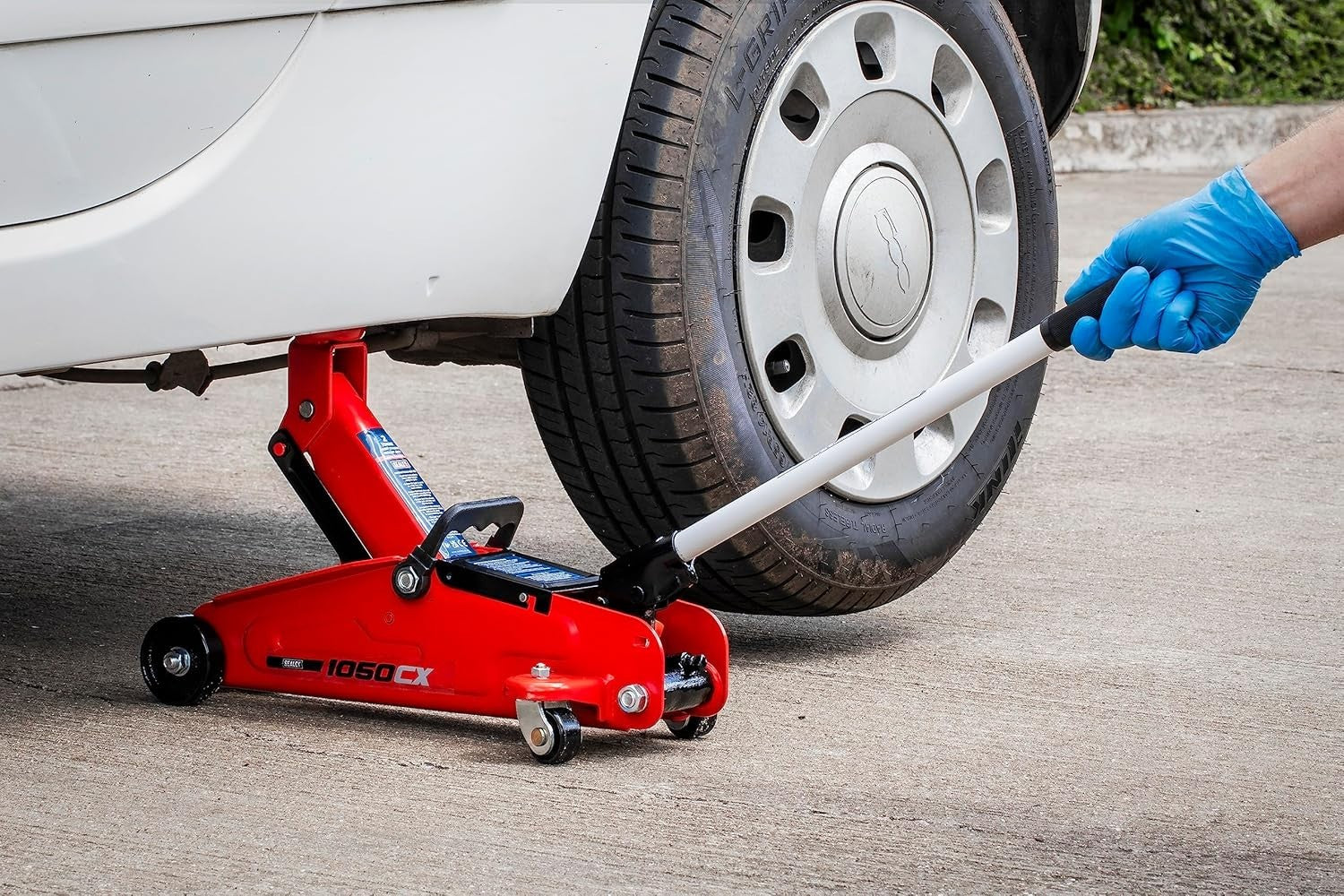 2 Ton Hydraulic Trolley Jack Short Chassis 117–322mm Compact Car Lift Red