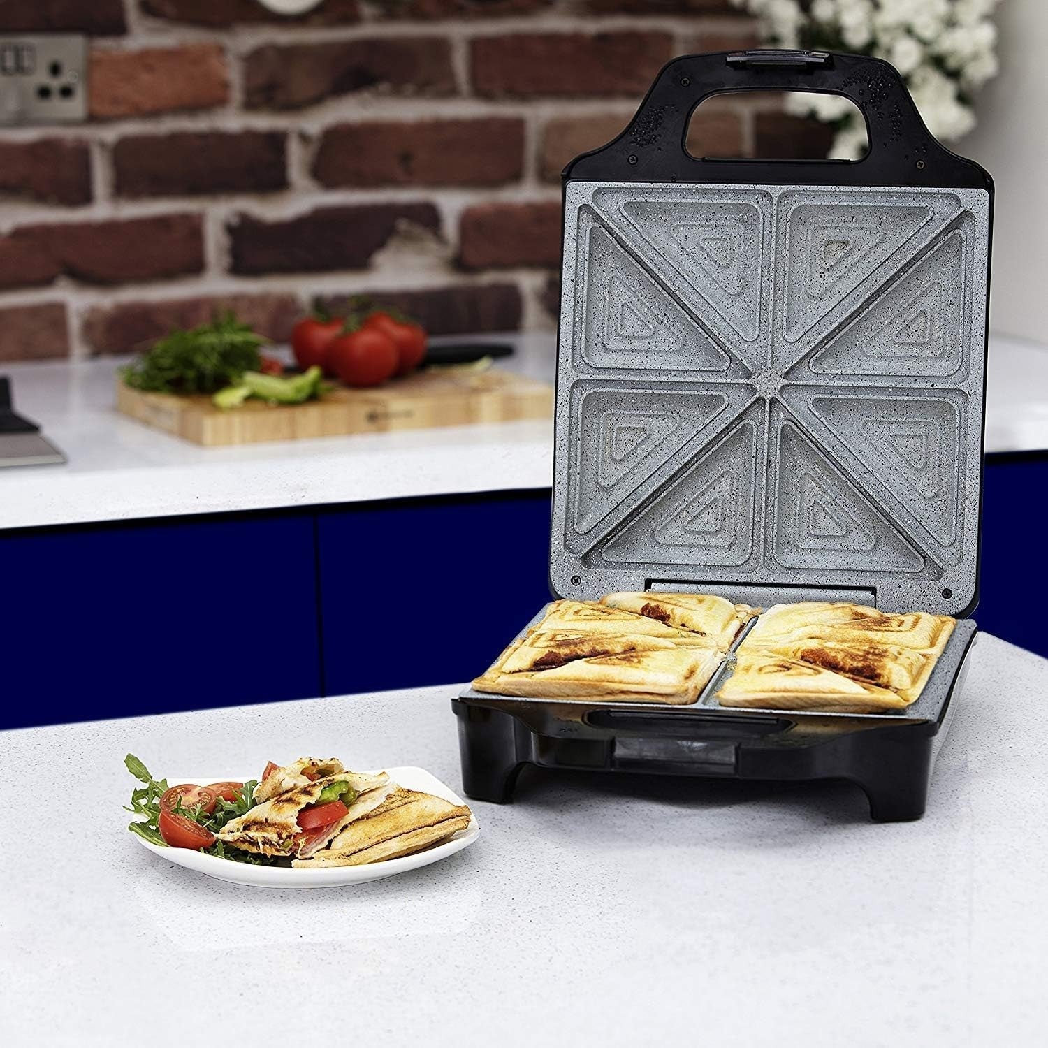 4 Slice Deep Fill Sandwich Maker 1600W Non-Stick Ceramic Plates
