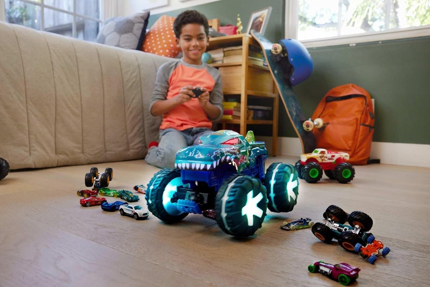 Mega-Wrex Monster RC Truck 1:15 Scale – Lights, Sounds & 3 Play Modes Battery