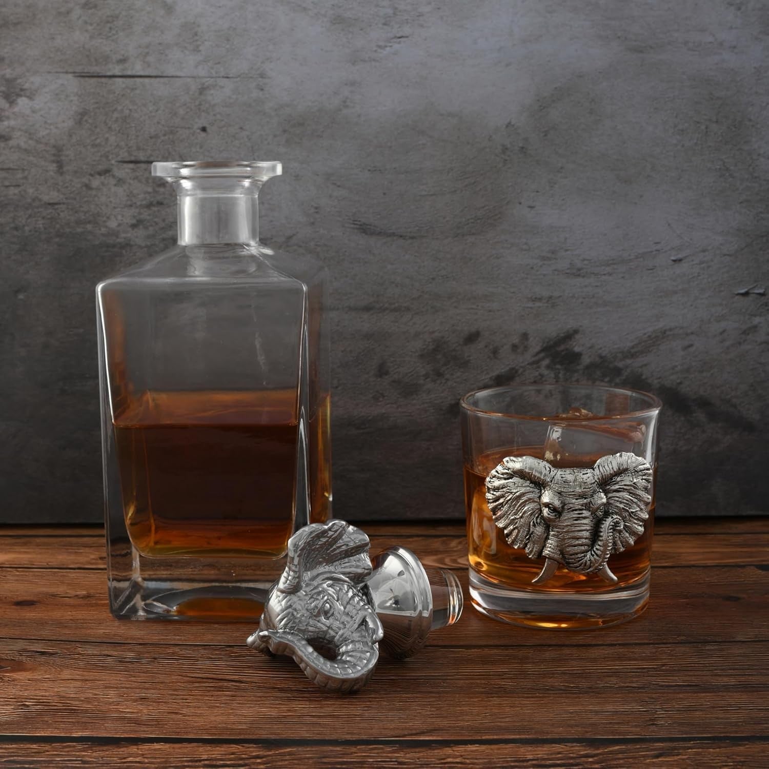 Luxury Elephant Decanter Set 750ml with 2 Whiskey Glasses | Premium Bar Gift