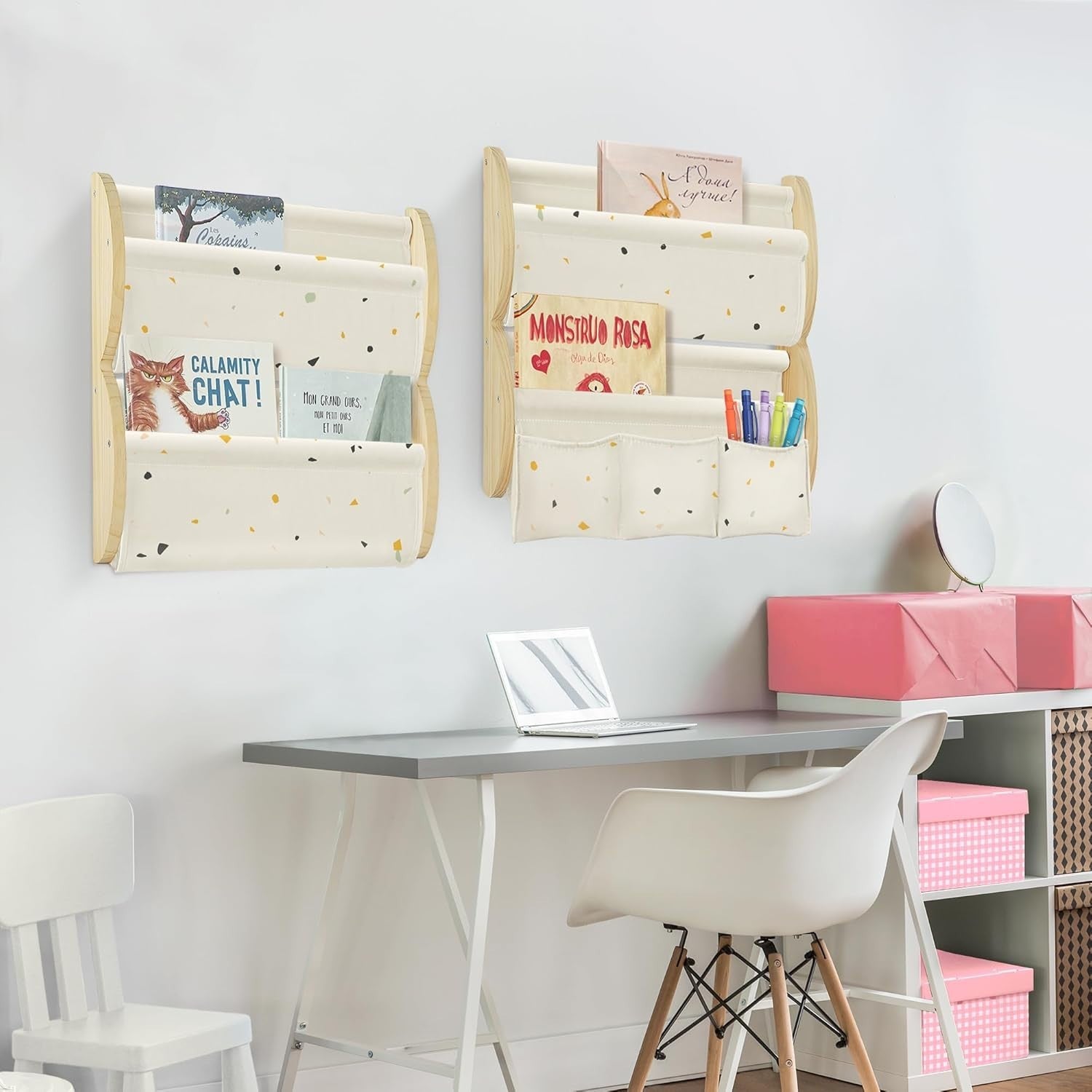 4-Tier Wall Mounted Kids Bookshelf with Fabric Sling & Pockets, Pine Wood
