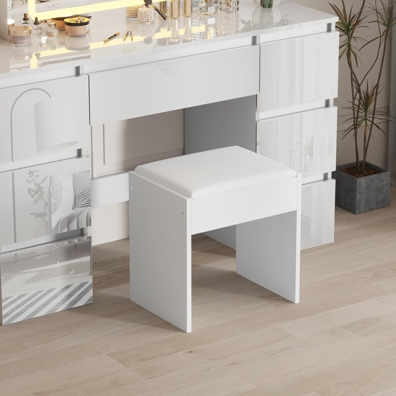 White Padded Dressing Table Stool – Baroque Vanity Chair for Bedroom