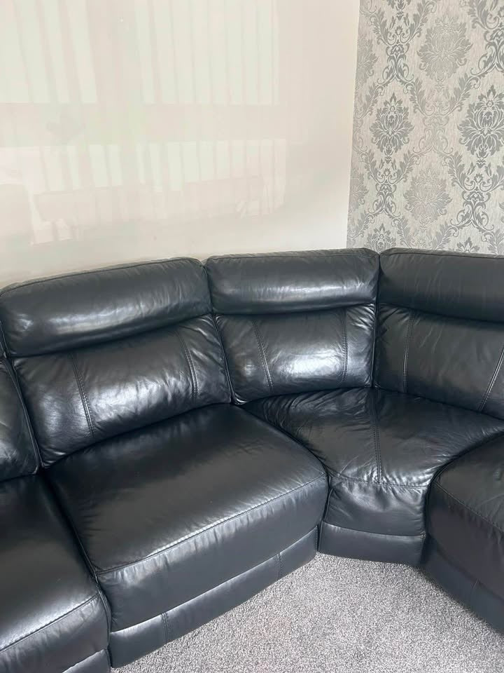 Large Black Reclining Leather Luxe Corner Sofa (PTP)
