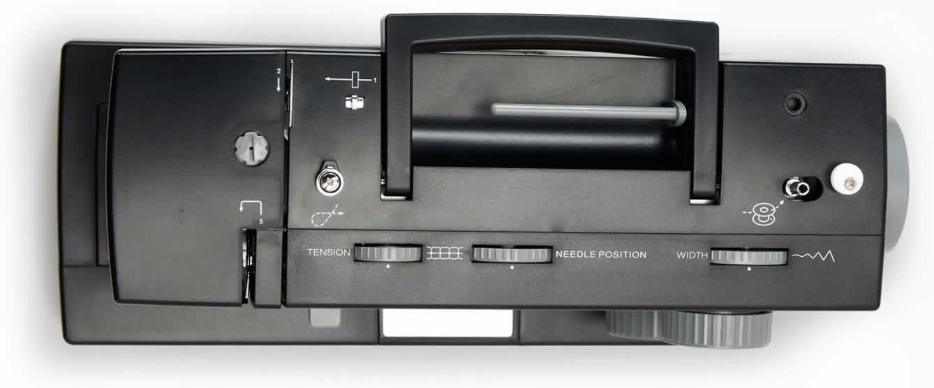 Heavy Duty Sewing Machine 32 Stitches Auto Threader 1100 SPM