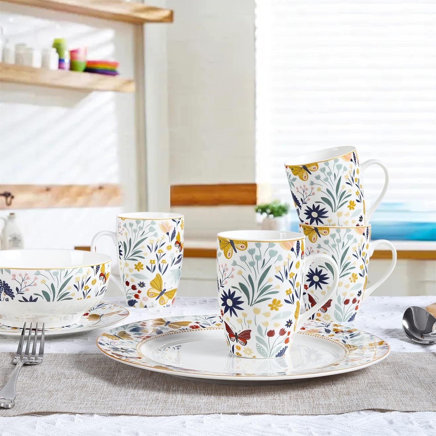 16 Piece Porcelain Dinner Set Floral Plates Bowls Mugs Vintage Dishwasher Safe
