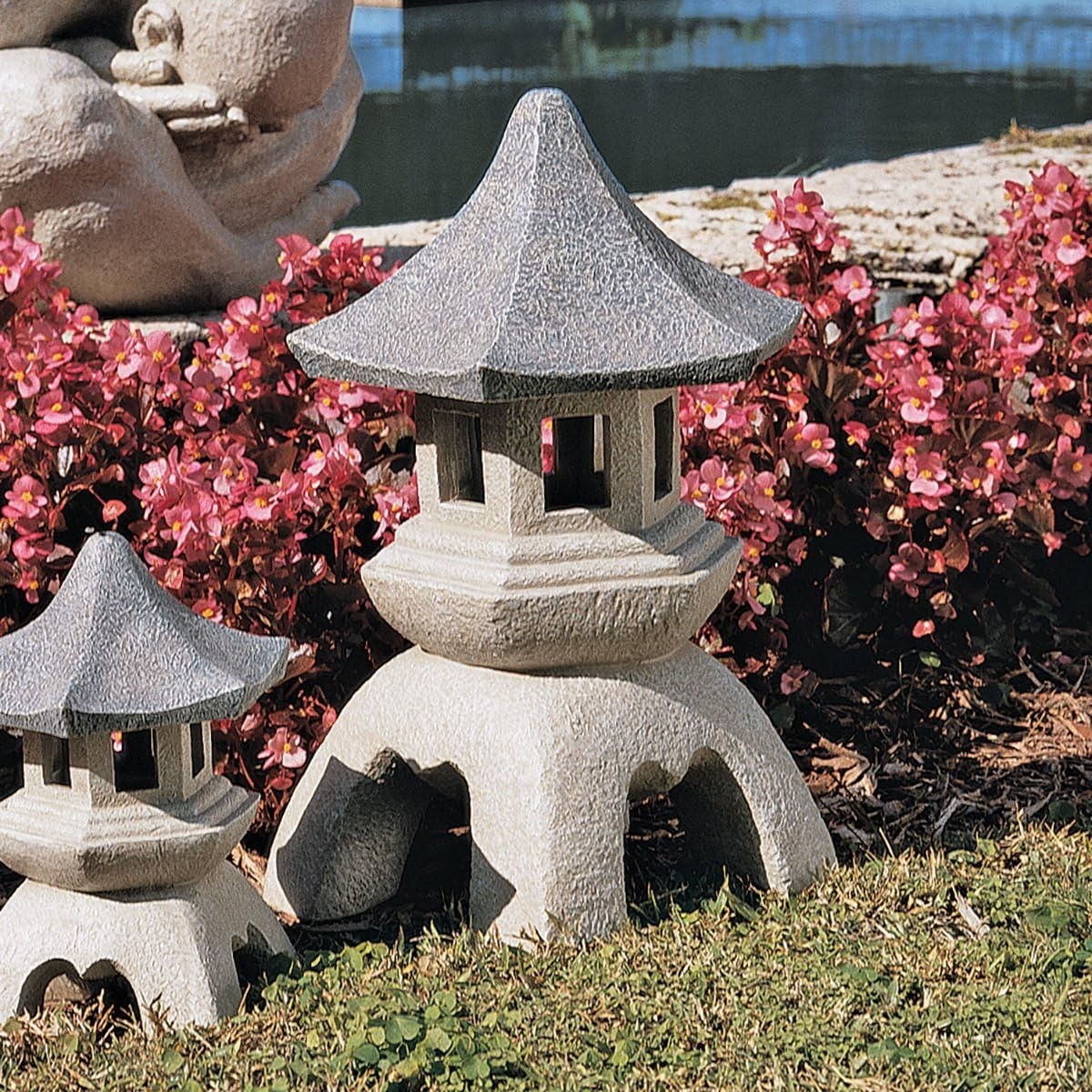 Large Asian Pagoda Lantern Outdoor Garden Statue