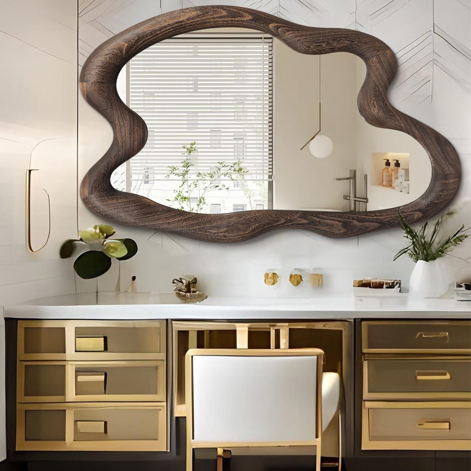 80x60cm Irregular Wall Mirror Rustic Wood Frame Vintage Look for Hallway