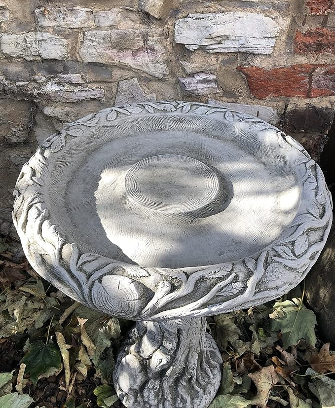 Solid Concrete Bird Bath – Tree Stump Base Heavy Garden Ornament Outdoor Feeder