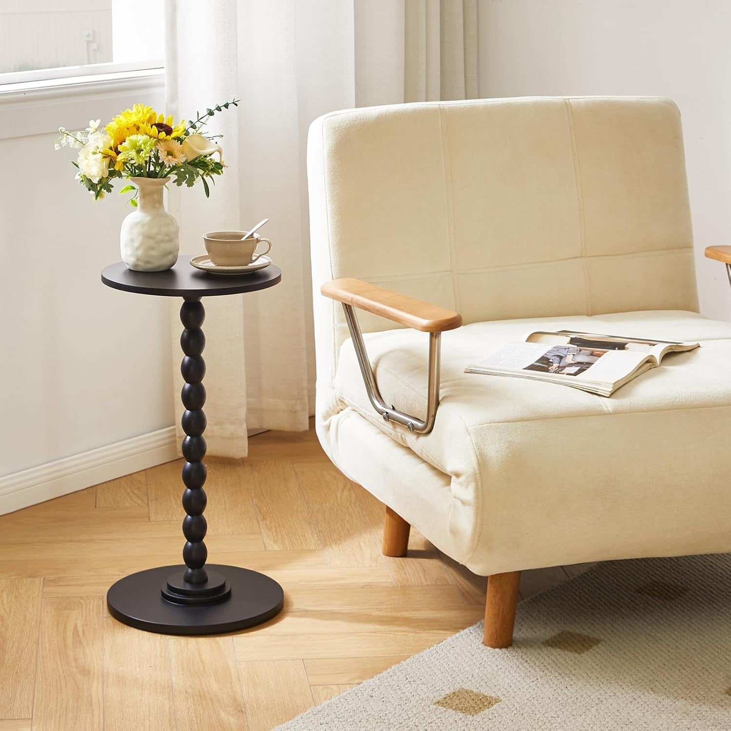 Black Round Side Table for Small Spaces – Modern Accent Table with Wood Leg Base