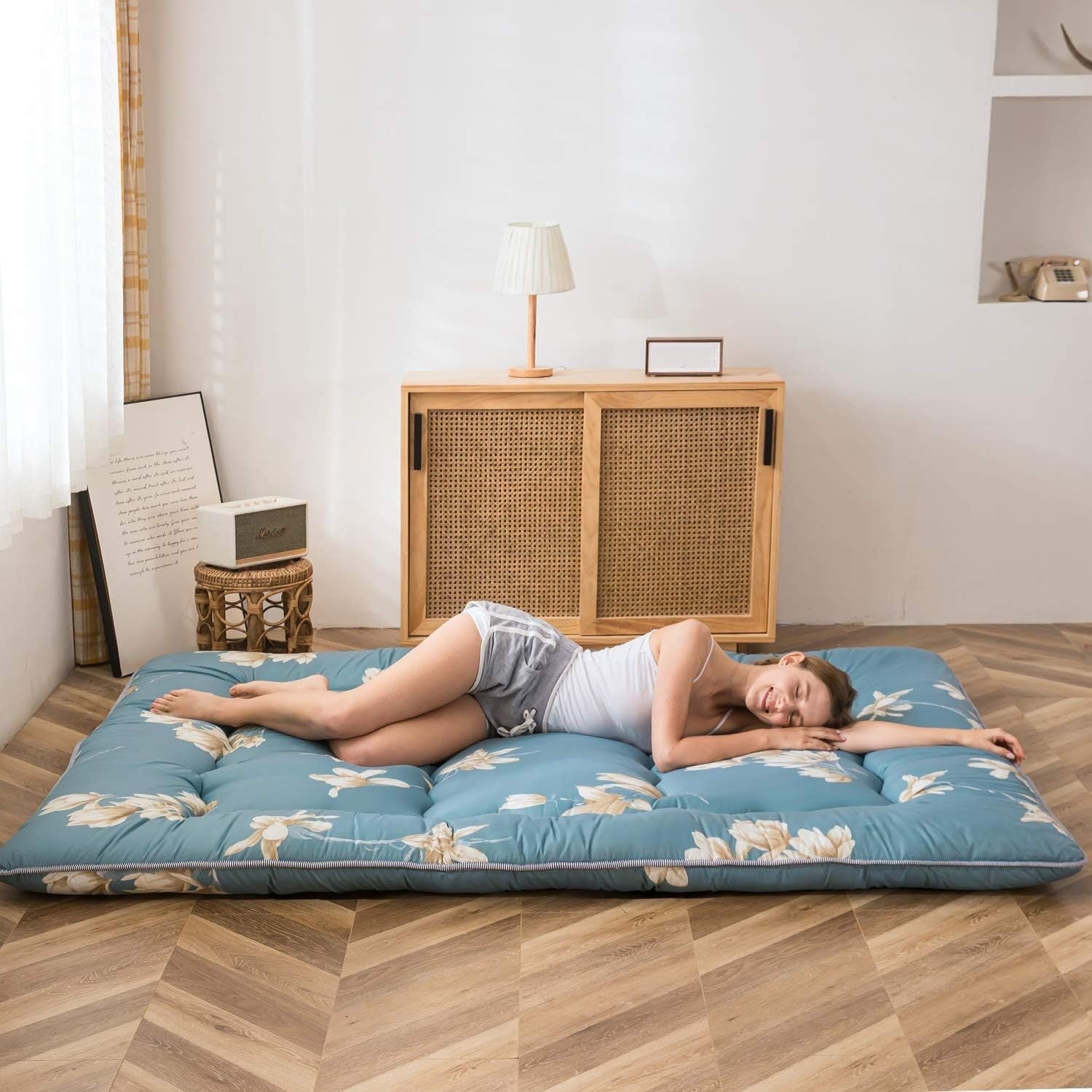 King Floor Futon Mattress Tatami Bed Thick Foldable Guest Sleep Pad