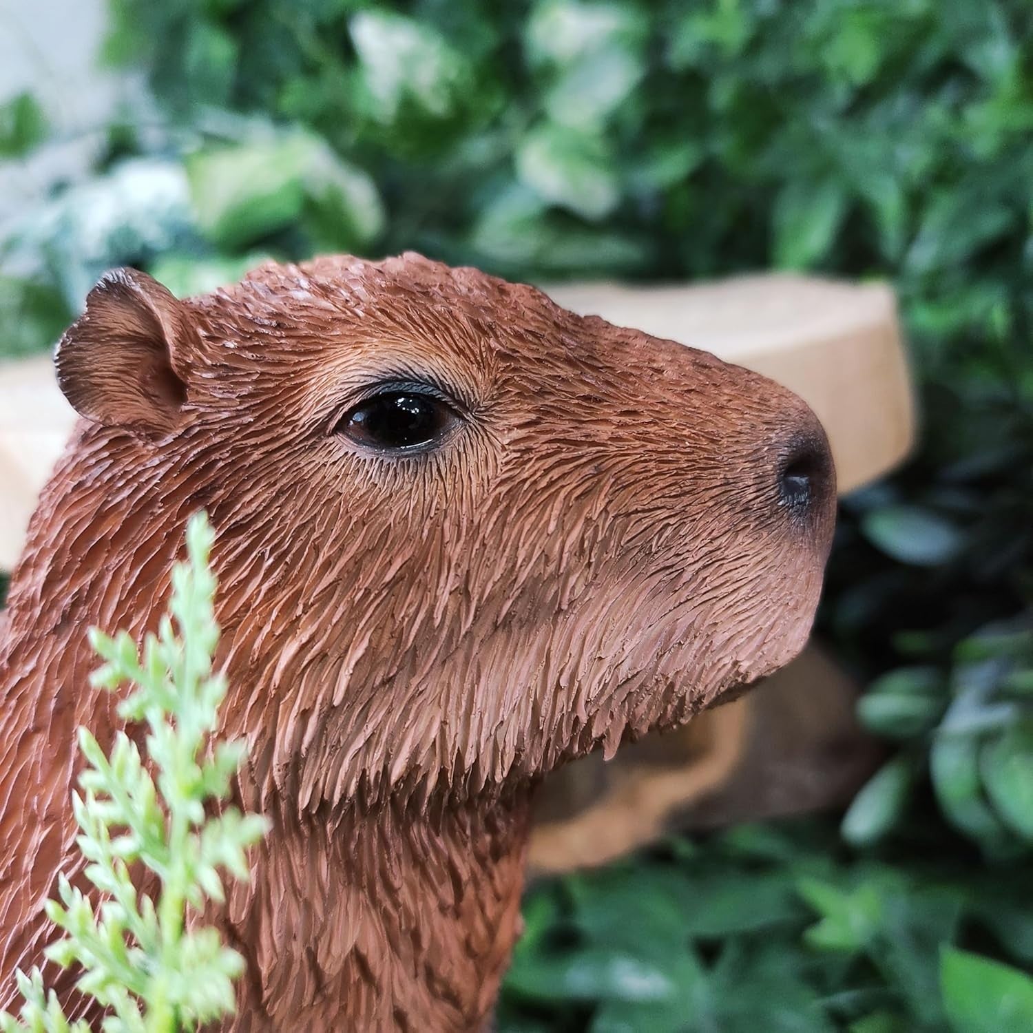Realistic Capybara Garden Ornament | Resin Animal Statue Indoor Outdoor Décor