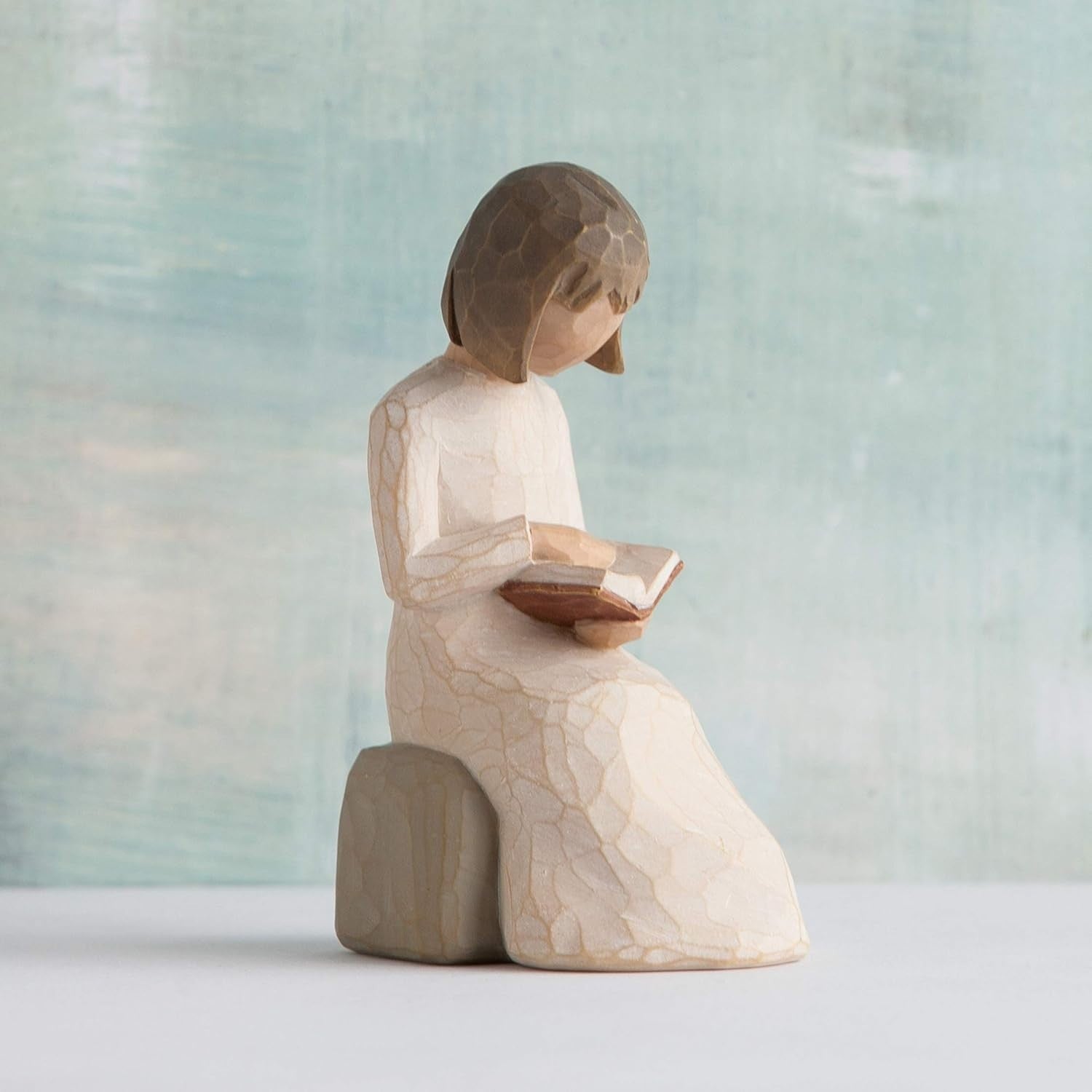 Wisdom Figurine Reading Woman 11cm Hand-Painted Resin Gift Ornament Decor